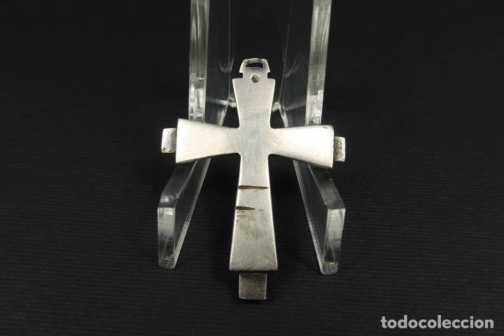 Antig&uuml;edades: Antiguo Crucifijo de Plata - Foto 5