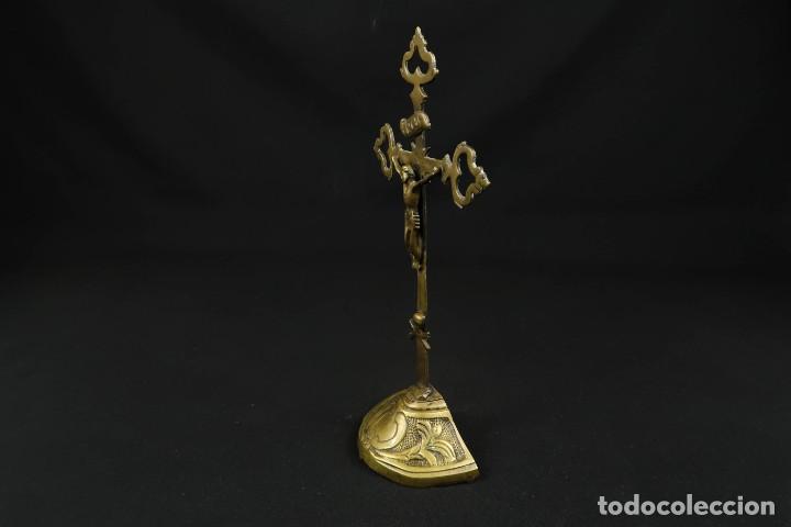 Antig&uuml;edades: Antiguo Crucifijo de Bronce - Foto 8