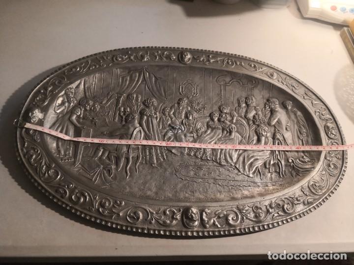 Antig&uuml;edades: WORK IN RELIEF,. NATIONAL ANTHEM SINGING THE YEAR 1813 Maria s&aacute;nchez thomson AUTHOR NAVARRO BILBAO,