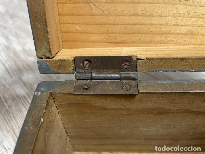 Antig&uuml;edades: LIMOSNERA MADERA ANTIGUA - Foto 15
