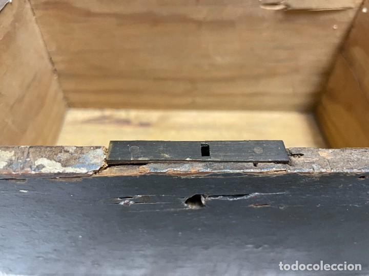 Antig&uuml;edades: LIMOSNERA MADERA ANTIGUA - Foto 16