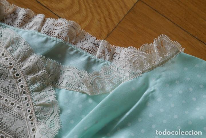 Antig&uuml;edades: Camis&oacute;n tela verde con encajes - Foto 14