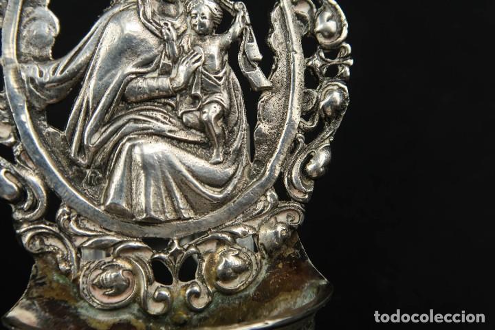 Antig&uuml;edades: Antigua Benditera de Plata - Foto 5