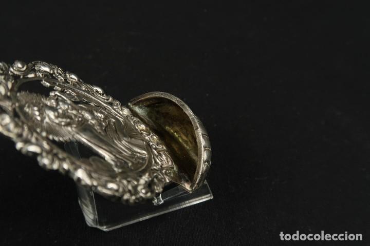 Antig&uuml;edades: Antigua Benditera de Plata - Foto 8