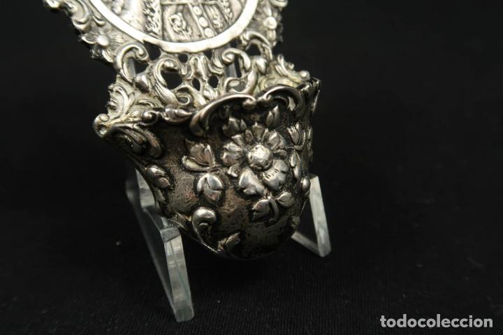 Antig&uuml;edades: Antigua Benditera de Plata - Foto 11