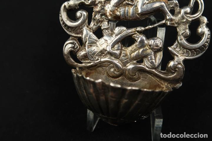 Antig&uuml;edades: Antigua Benditera de Plata - Foto 5