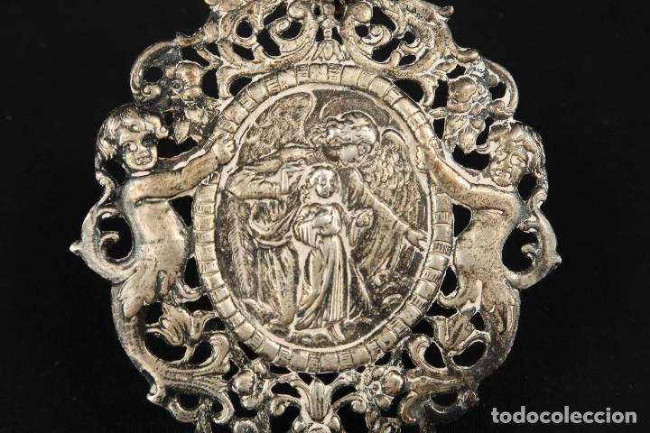 Antig&uuml;edades: Antigua Benditera de Plata - Foto 3