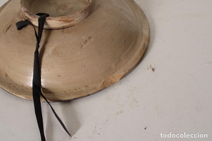 Antig&uuml;edades: fuente de ceramica - Foto 2