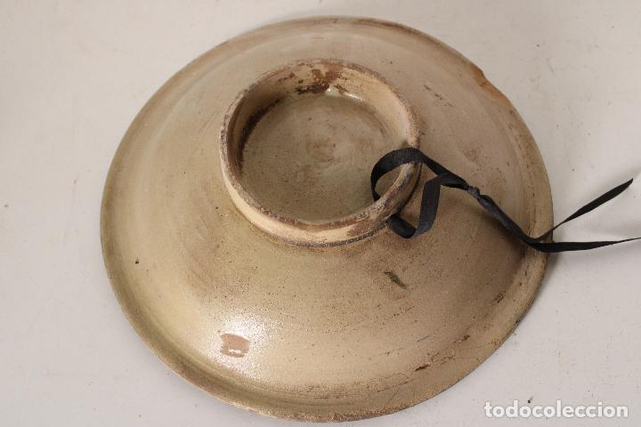 Antig&uuml;edades: fuente de ceramica - Foto 3
