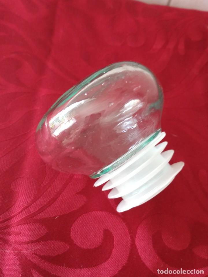 Antig&uuml;edades: Bonito tap&oacute;n de cristal. - Foto 3