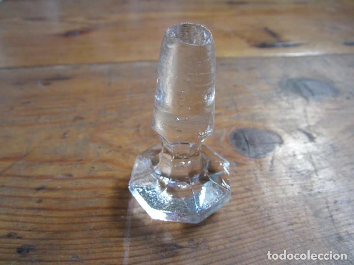Antig&uuml;edades: Tap&oacute;n antiguo de cristal - Foto 4
