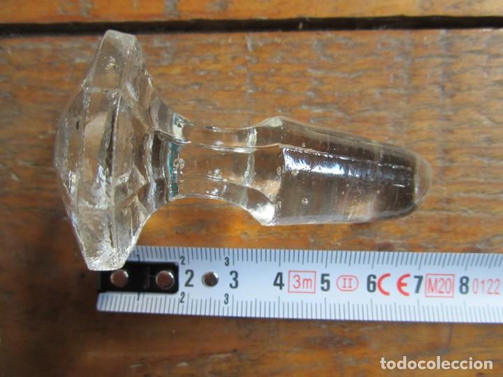 Antig&uuml;edades: Tap&oacute;n antiguo de cristal - Foto 5
