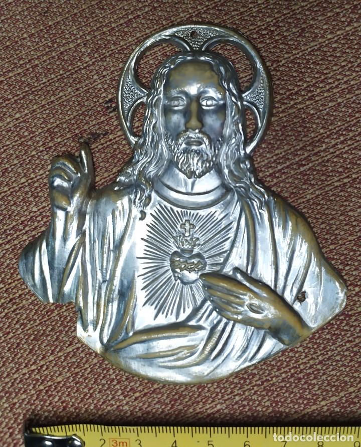 Antig&uuml;edades: Molde plastico corazon de jesus - Foto 1