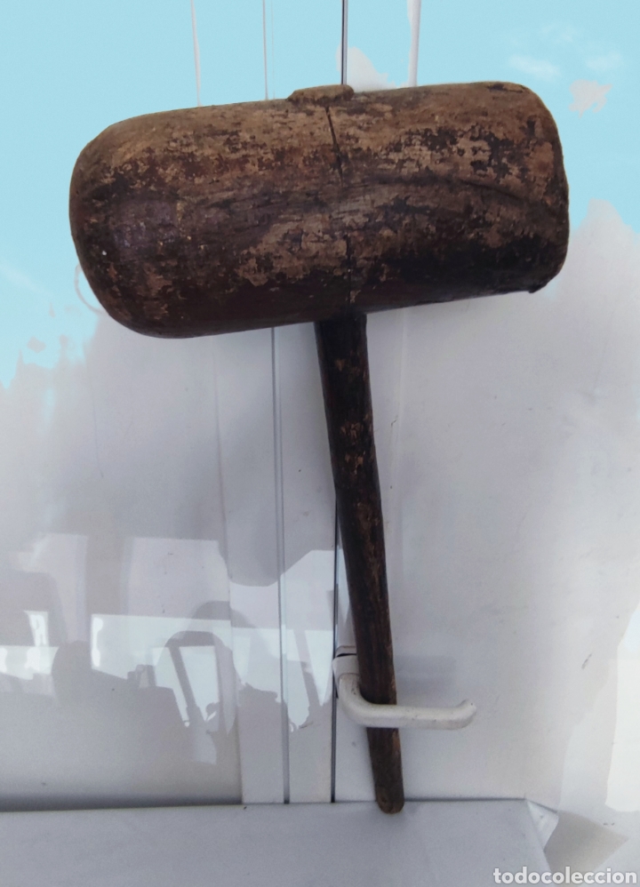 Antig&uuml;edades: Gran maza de madera - Foto 2