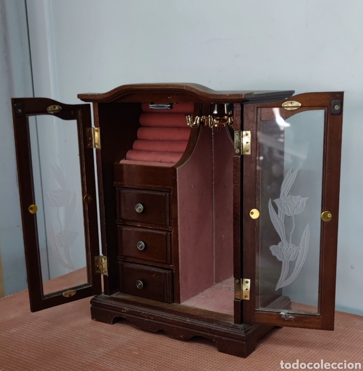 Antig&uuml;edades: Armario Joyero musical de madera - Foto 4