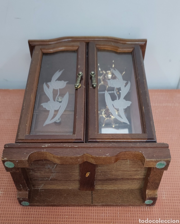Antig&uuml;edades: Armario Joyero musical de madera - Foto 6