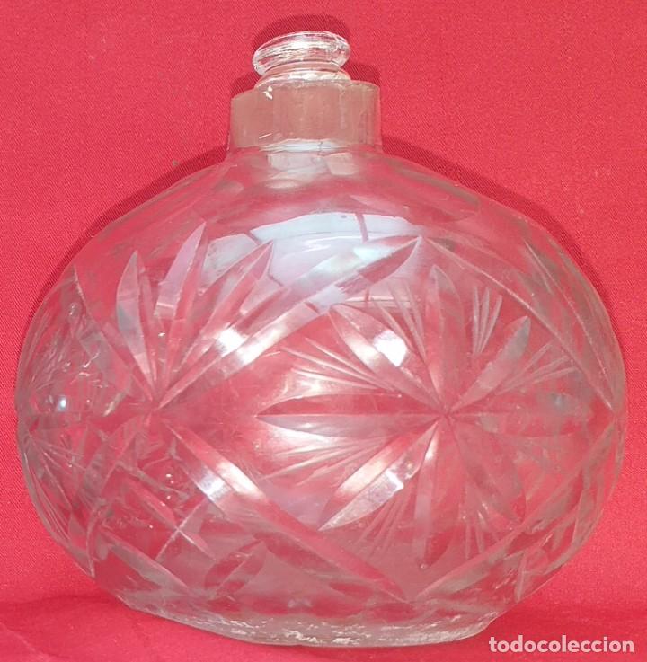 Antig&uuml;edades: PIEZA DE TOCADOR DE CRISTAL TALLADO - Foto 2