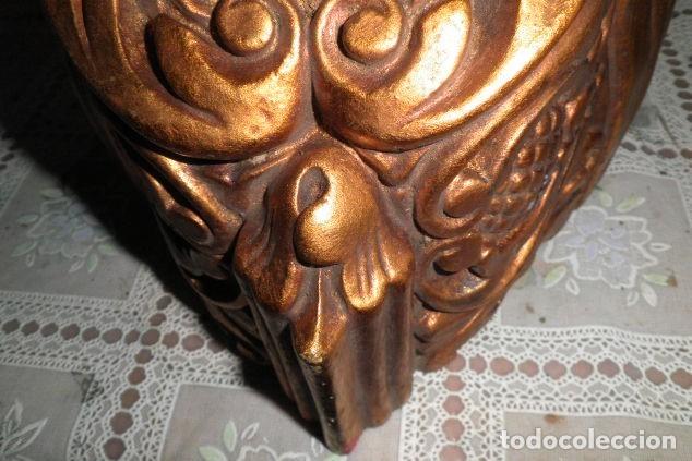 Antig&uuml;edades: M&Eacute;NSULA DE MADERA EN ORO ANTIGUO - Foto 2