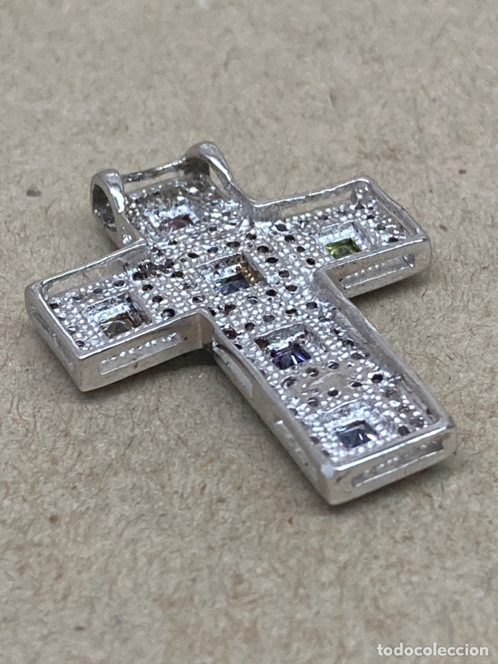 Antig&uuml;edades: Cruz de plata con piedras - Foto 2