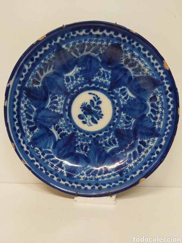 Antig&uuml;edades: Plato cer&aacute;mica Manises 30,5cm - Foto 1