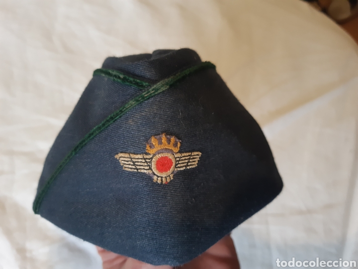 Antig&uuml;edades: Gorra militar a&ntilde;os 60 - Foto 1