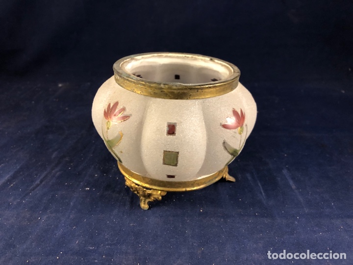 Antiquit&auml;ten: Antiguo y curioso cristal estilo modernista