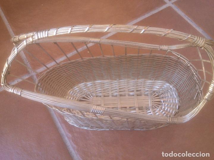 Antig&uuml;edades: CESTA EN PLATEADO - Foto 2