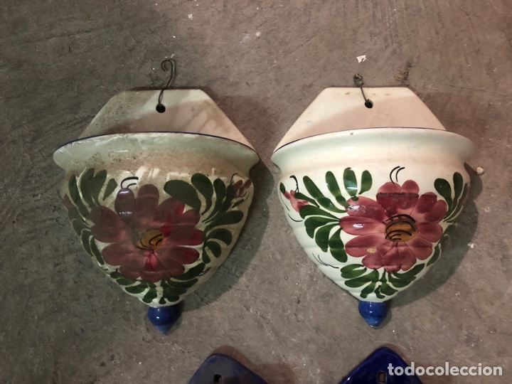 Antig&uuml;edades: Lote de floreros de cer&aacute;mica - Foto 2