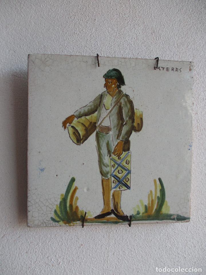 Antig&uuml;edades: Azulejo antiguo pintado - Foto 1