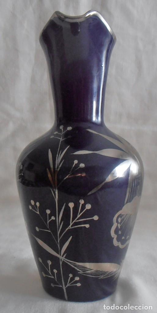 Antig&uuml;edades: JARRA AZUL PINTADA EN PLATA, MARCA RECOMAR AR. - Foto 3