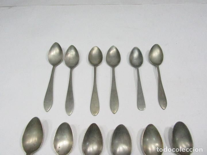 Antig&uuml;edades: Lote de 12 cucharillas en alpaca. - Foto 2