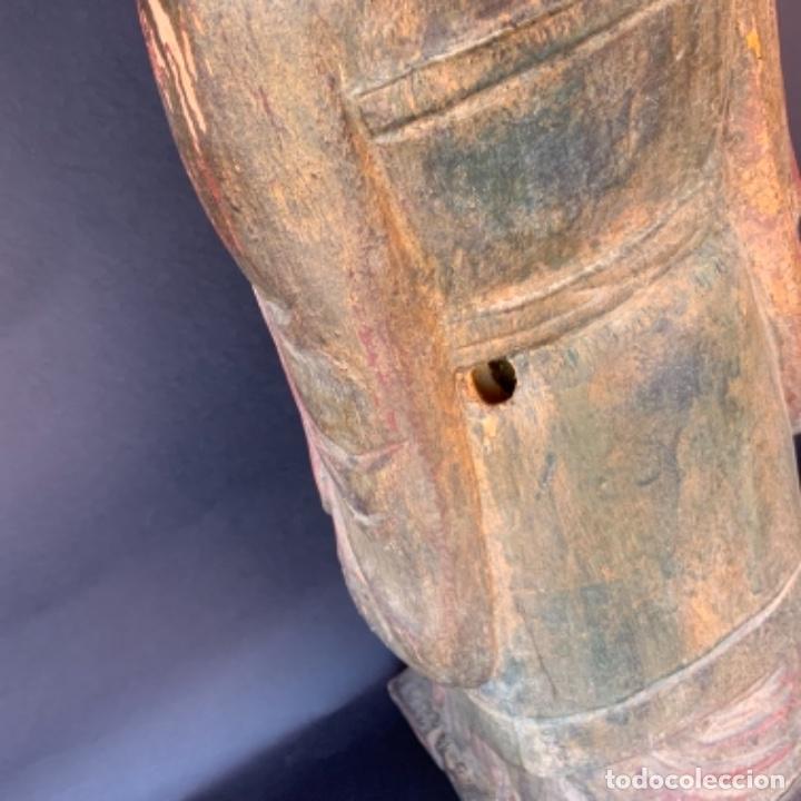 Antigüedades: TALLA DE MADERA ANTIGUA. EMPERADOR O SABIO CHINO . Restos de policromía y dorado. 42 cm. - Foto 11 - 285683203