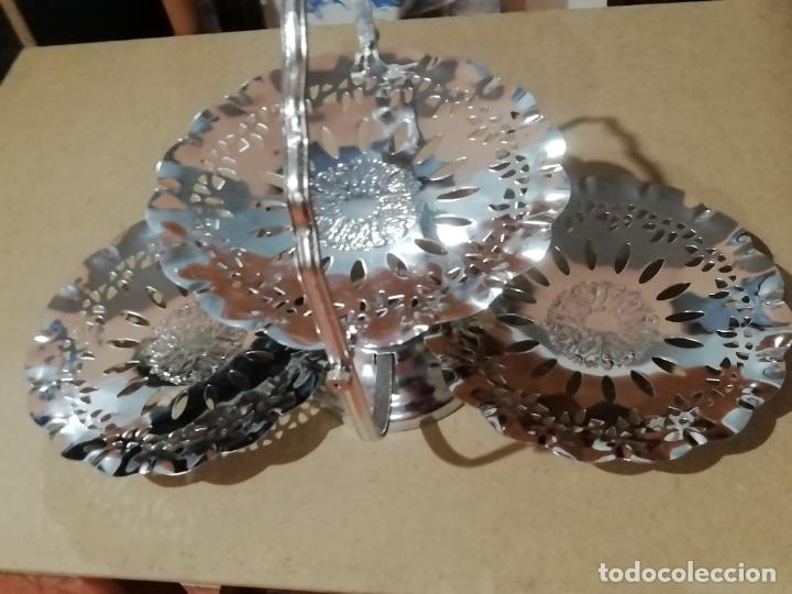 Antig&uuml;edades: SOPORTE CON PLATOS CROMADO- PLEGABLE - Foto 8