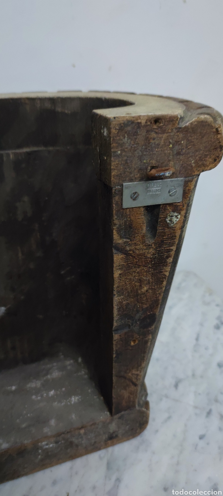Antig&uuml;edades: Revistero de madera - Foto 13