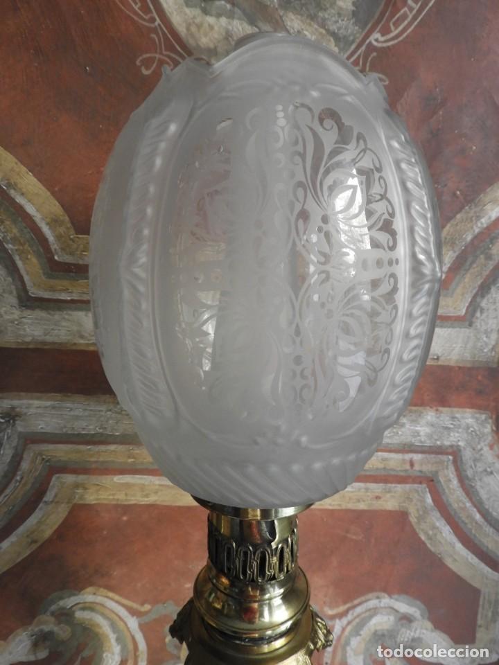 Antig&uuml;edades: QUINQUE ELECTRIFICADO DE PORCELANA Y BRONCE - Foto 3