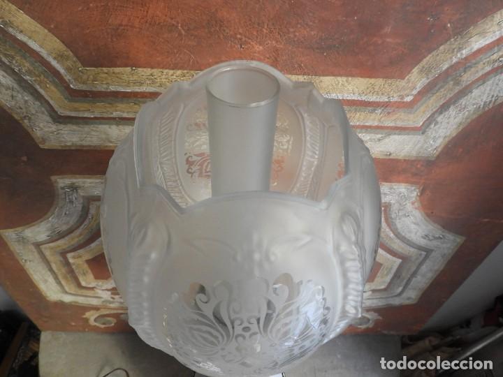 Antig&uuml;edades: QUINQUE ELECTRIFICADO DE PORCELANA Y BRONCE - Foto 4