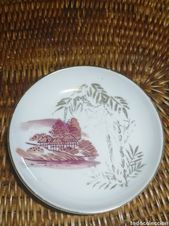 Antig&uuml;edades: Platito de porcelana japonesa - Foto 1