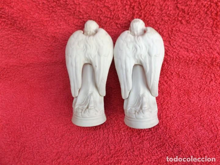 Antig&uuml;edades: pareja de angelitos de biscuit - Foto 3