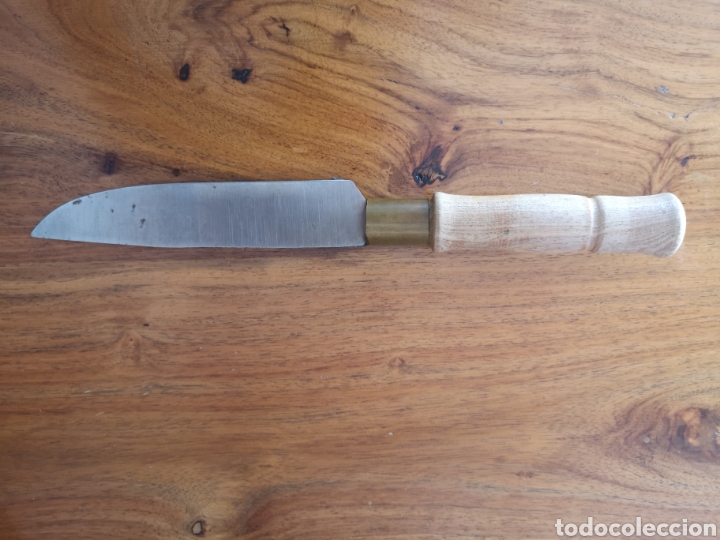 Antig&uuml;edades: Cuchillo mango madera a&ntilde;os 60 - Foto 1