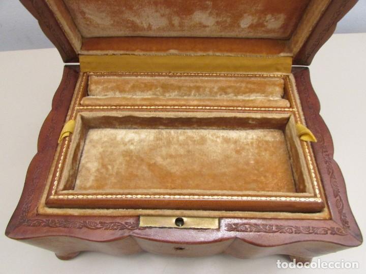 Antig&uuml;edades: CAJA JOYERO FRANCESA S.XIX - Foto 4