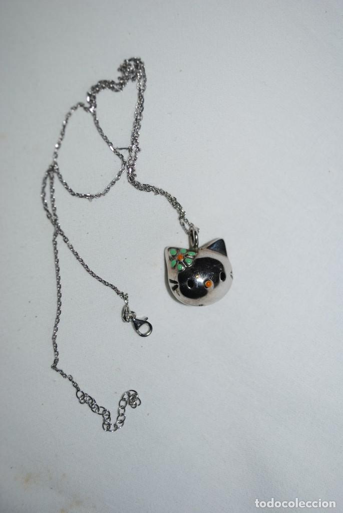 Antig&uuml;edades: COLGANTE Y CADENA DE PLATA EN FORMA DE CARA DE GATA . - Foto 3
