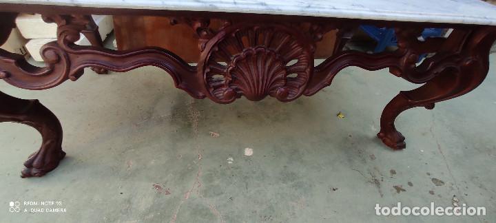 Antig&uuml;edades: mesa baja de madera y marmol - Foto 2