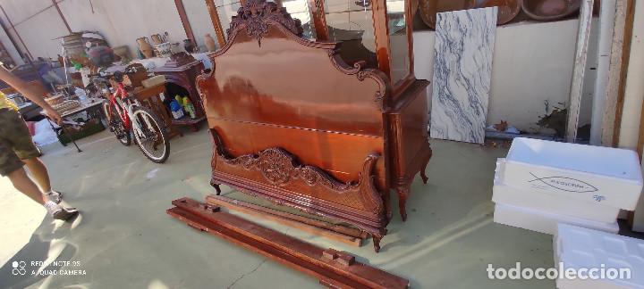 Antig&uuml;edades: cama de matrimonio de caoba - Foto 4