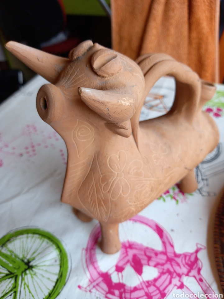 Antig&uuml;edades: BOTIJO TORO. CUENCA. FIRMADO EN LA BASE ,M.HERNANSANZ? - Foto 8