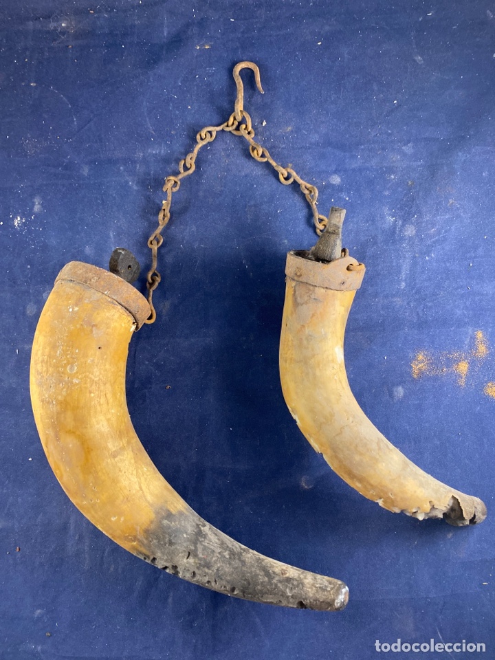 Antig&uuml;edades: Antiguas hastas guarda p&oacute;lvora - Foto 1