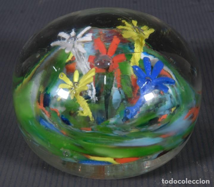 Antig&uuml;edades: Pisapapeles cristal de Murano - Foto 1