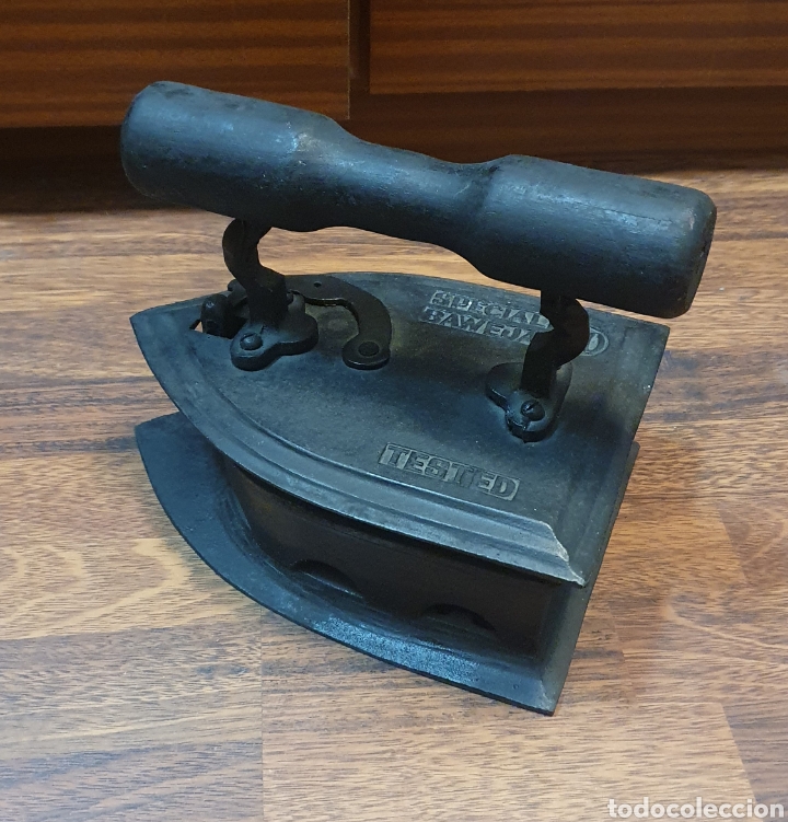 Antiques: Plancha de carb&oacute;n Tested