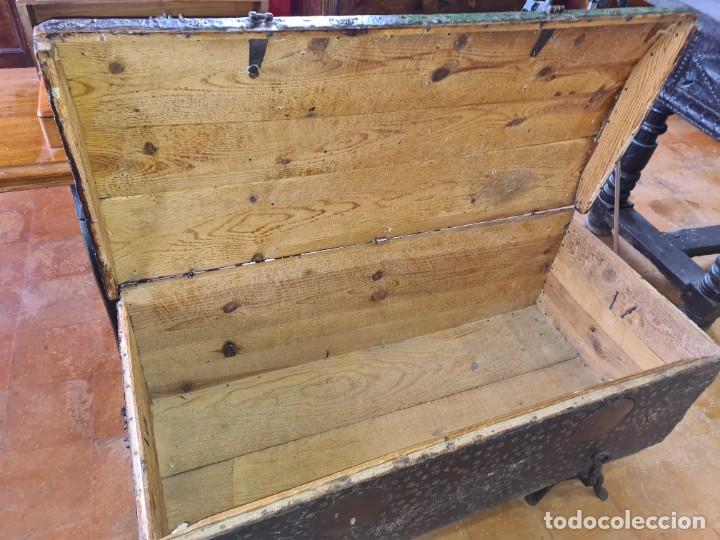 Antig&uuml;edades: baul de piel - Foto 6