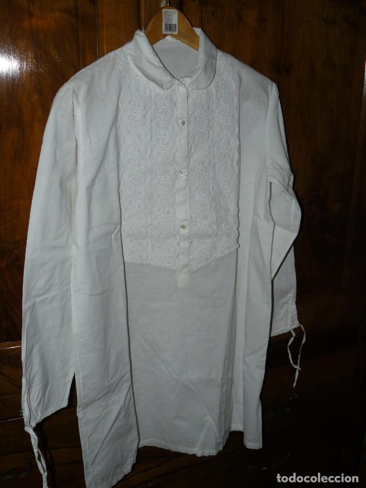 Antig&uuml;edades: ANTIGUA CAMISA DE DORMIR DE ALGOD&Oacute;N - Foto 1