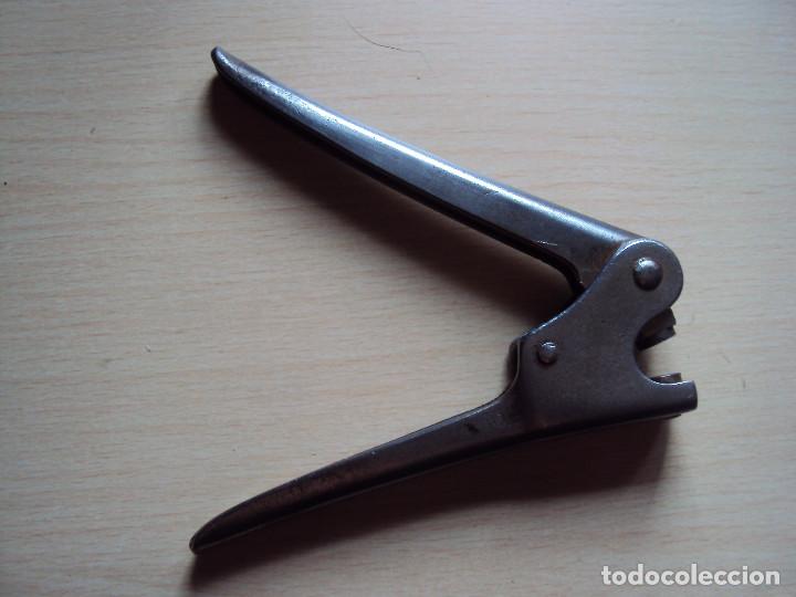 Antig&uuml;edades: PRECINTANDOR PLOMILLOS ANTIGUO - Foto 2
